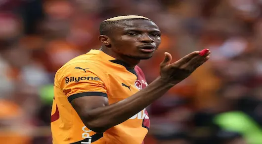 اوسمين يجدد رفضه عرض الهلال السعودي